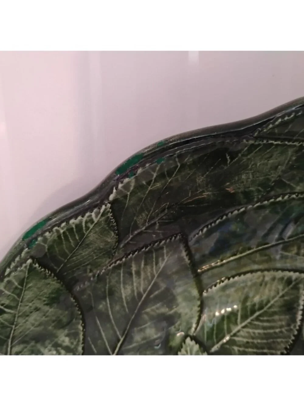 Vintage Vietri Foglia Leonardo Green Leaf Majolica Chip and Dip Platter Italy